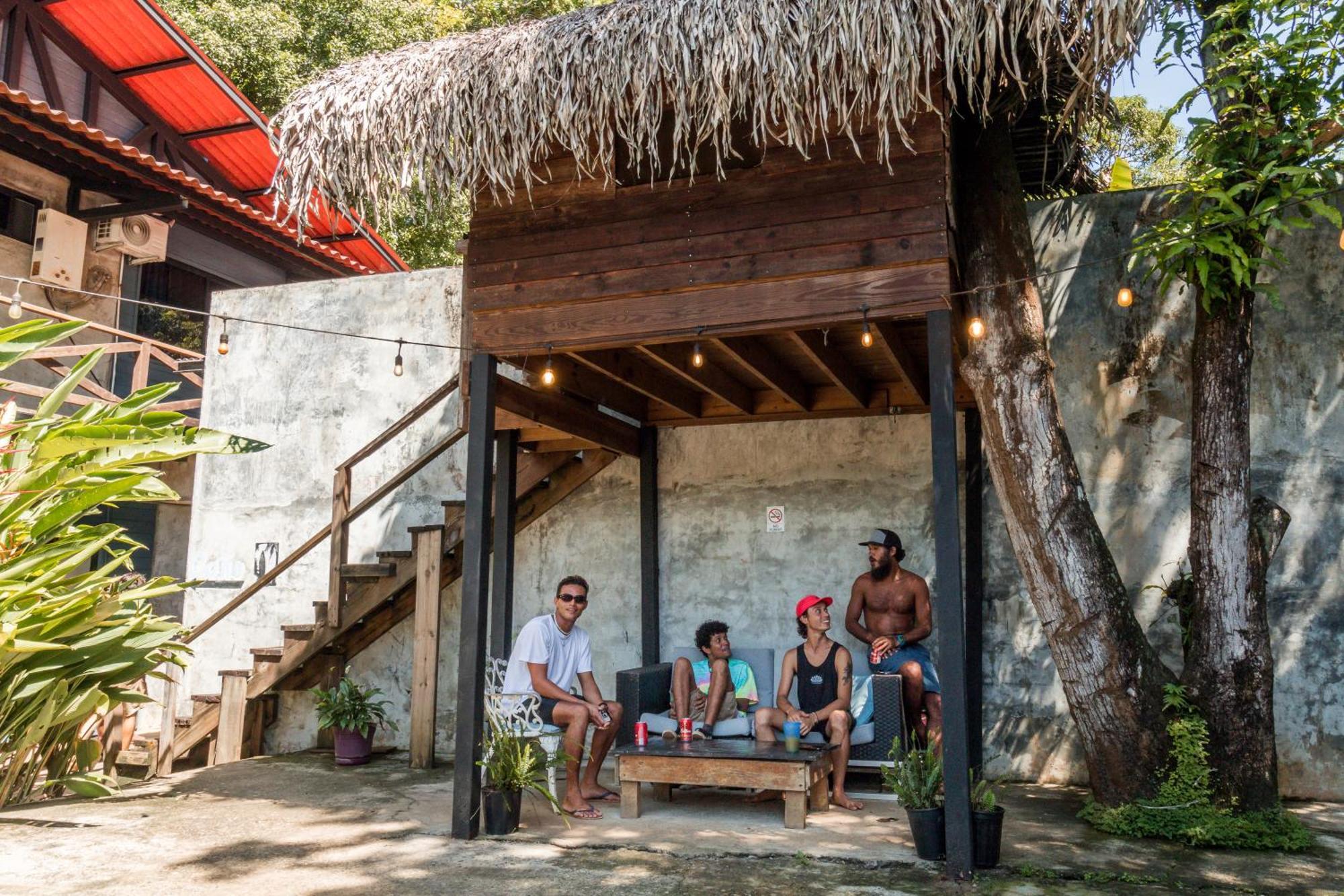 Hostel Villa Vento Surf Santa Catalina Exteriör bild